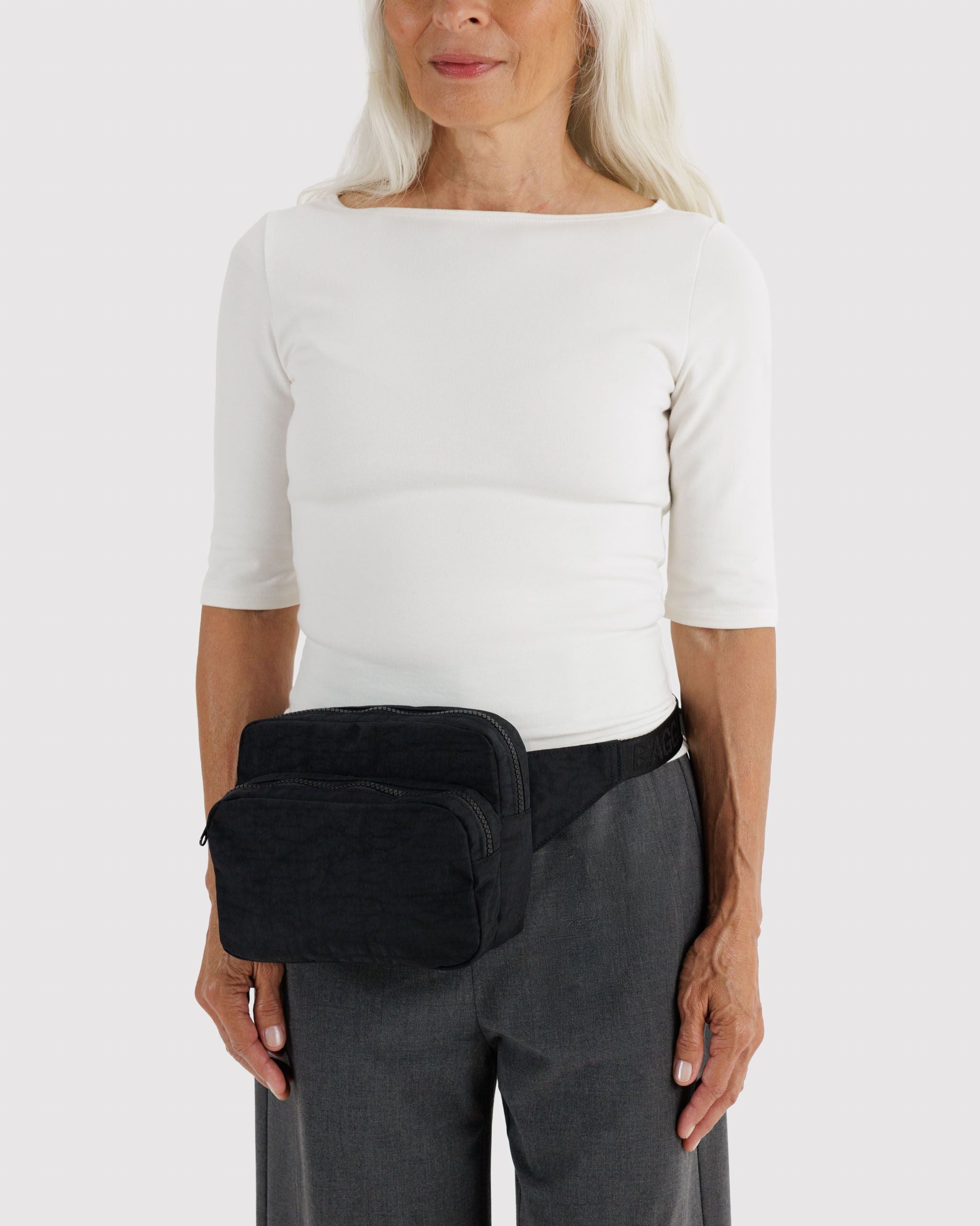 Fanny Pack in Black for Lightweight Everyday Access