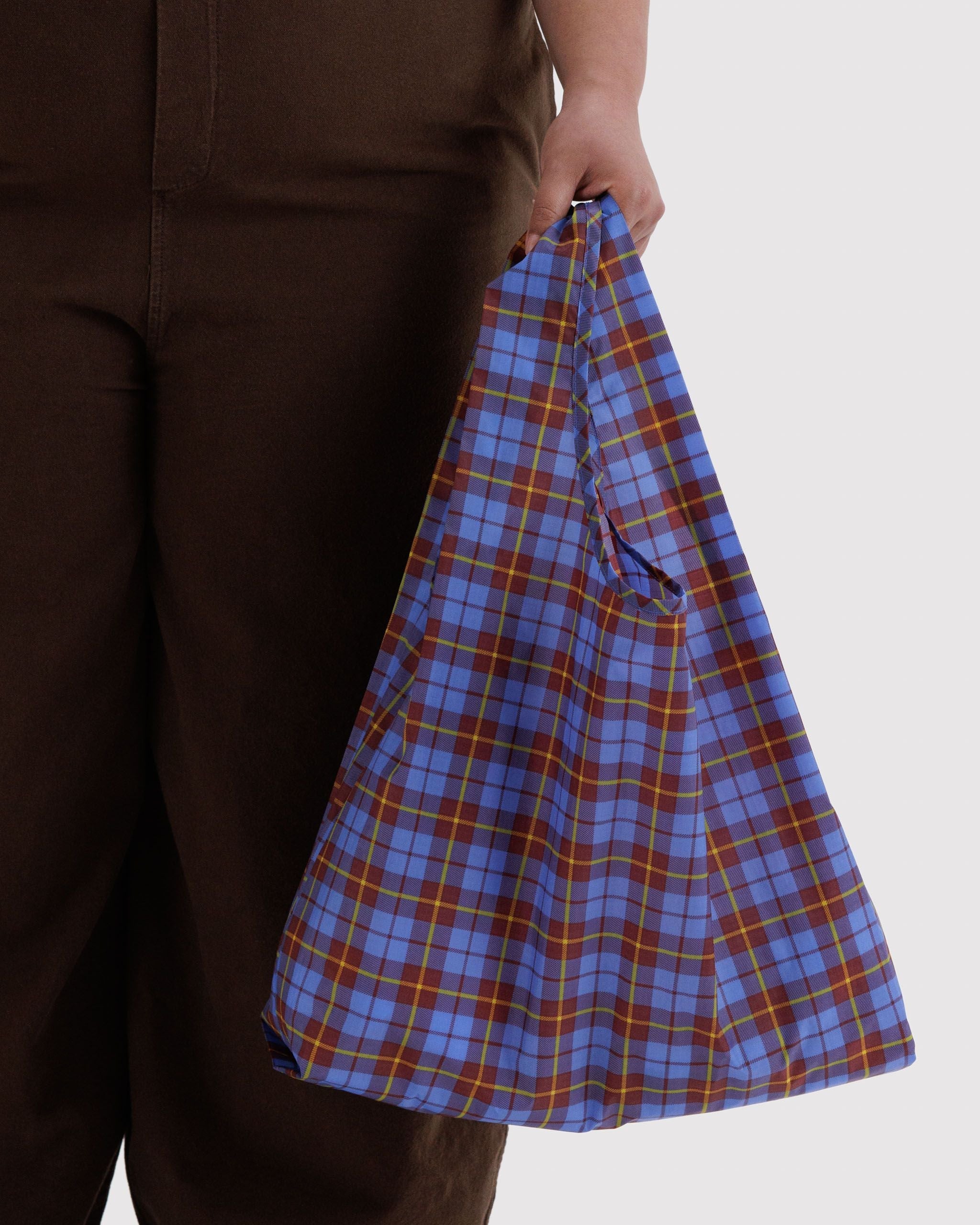 Standard Baggu in Blue Tartan for Colorful Daily Shopping