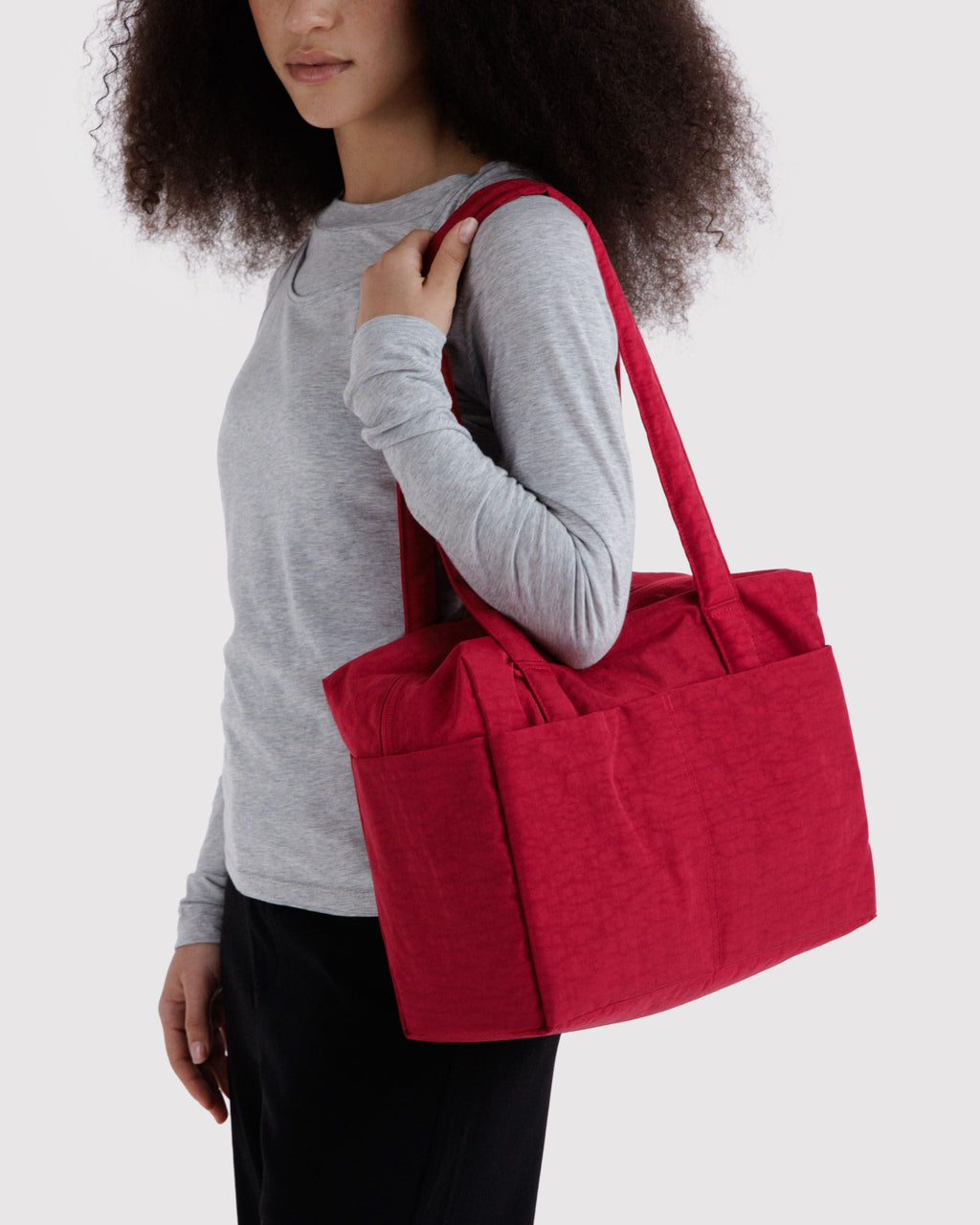 Everyday Cloud Bag in Cherry for Spacious Casual Carry