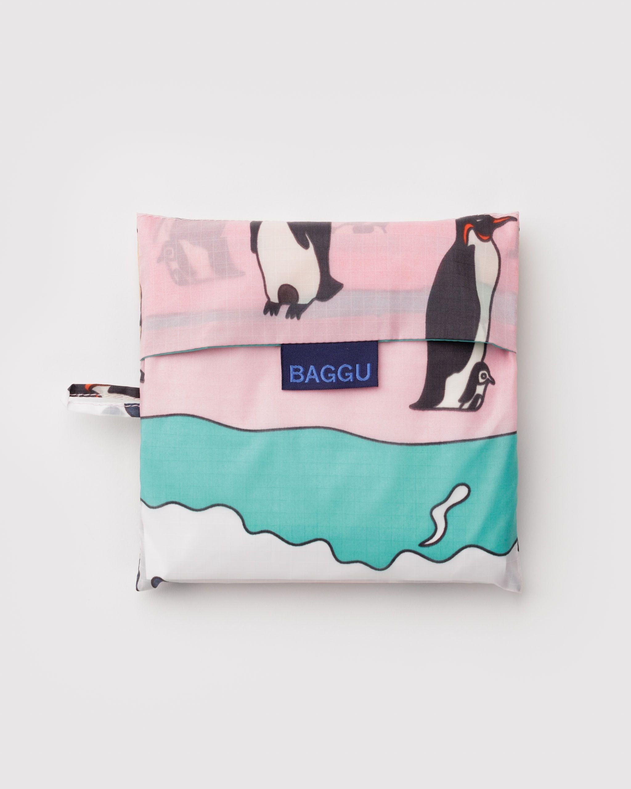 Big Baggu in Penguin for Colorful Daily Shopping