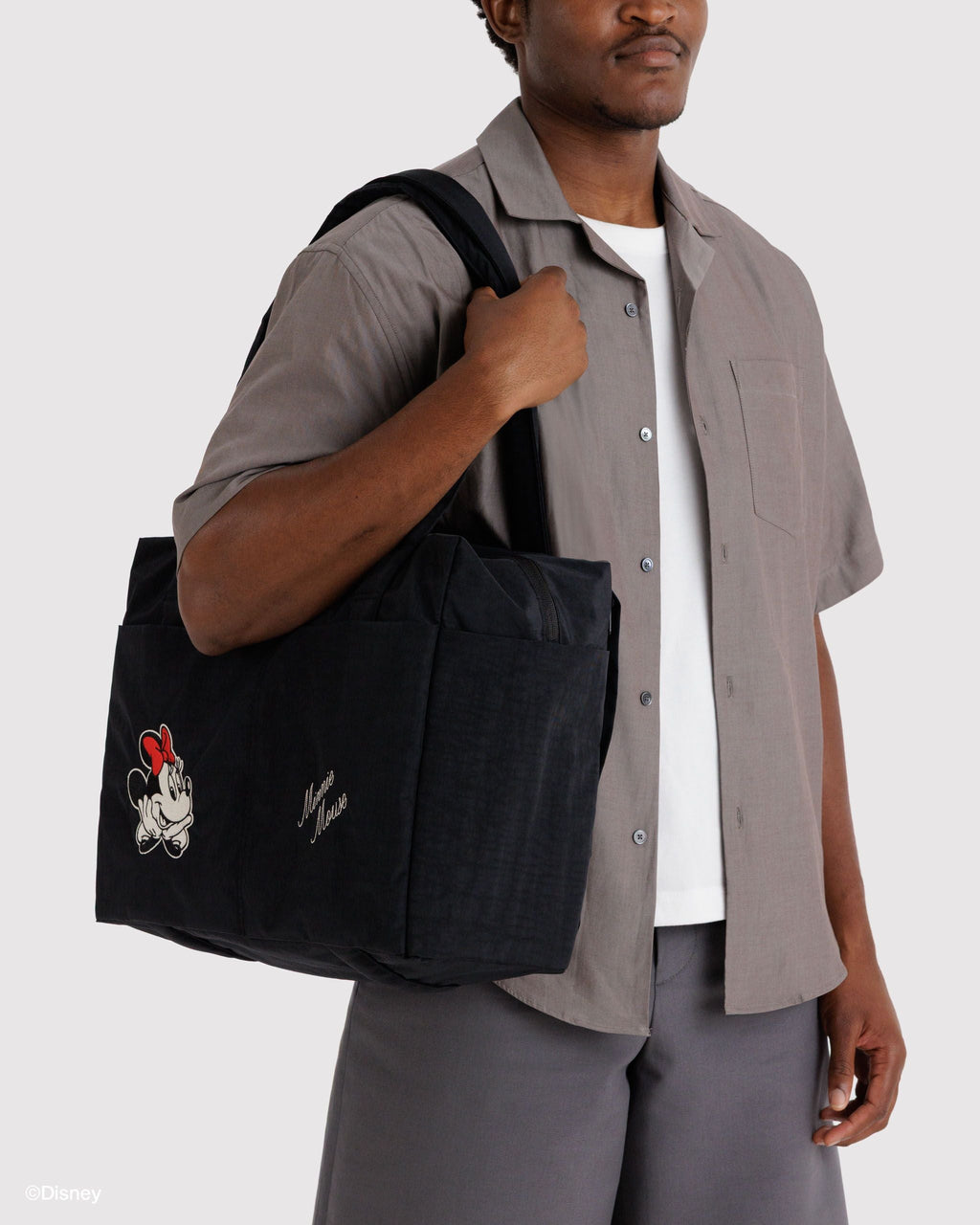 Small Cloud Carry-On in Embroidered Minnie Mouse - Practical Use