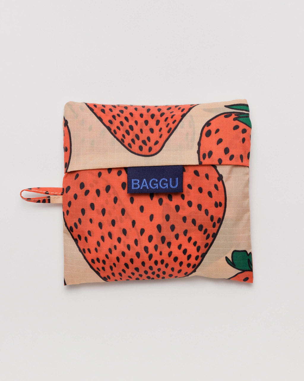 Standard Baggu in Strawberry for Colorful Daily Shopping