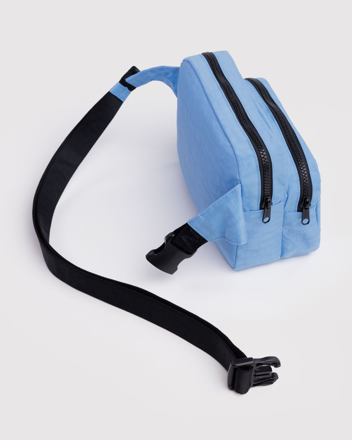 Fanny Pack in Piscine for Lightweight Everyday Access