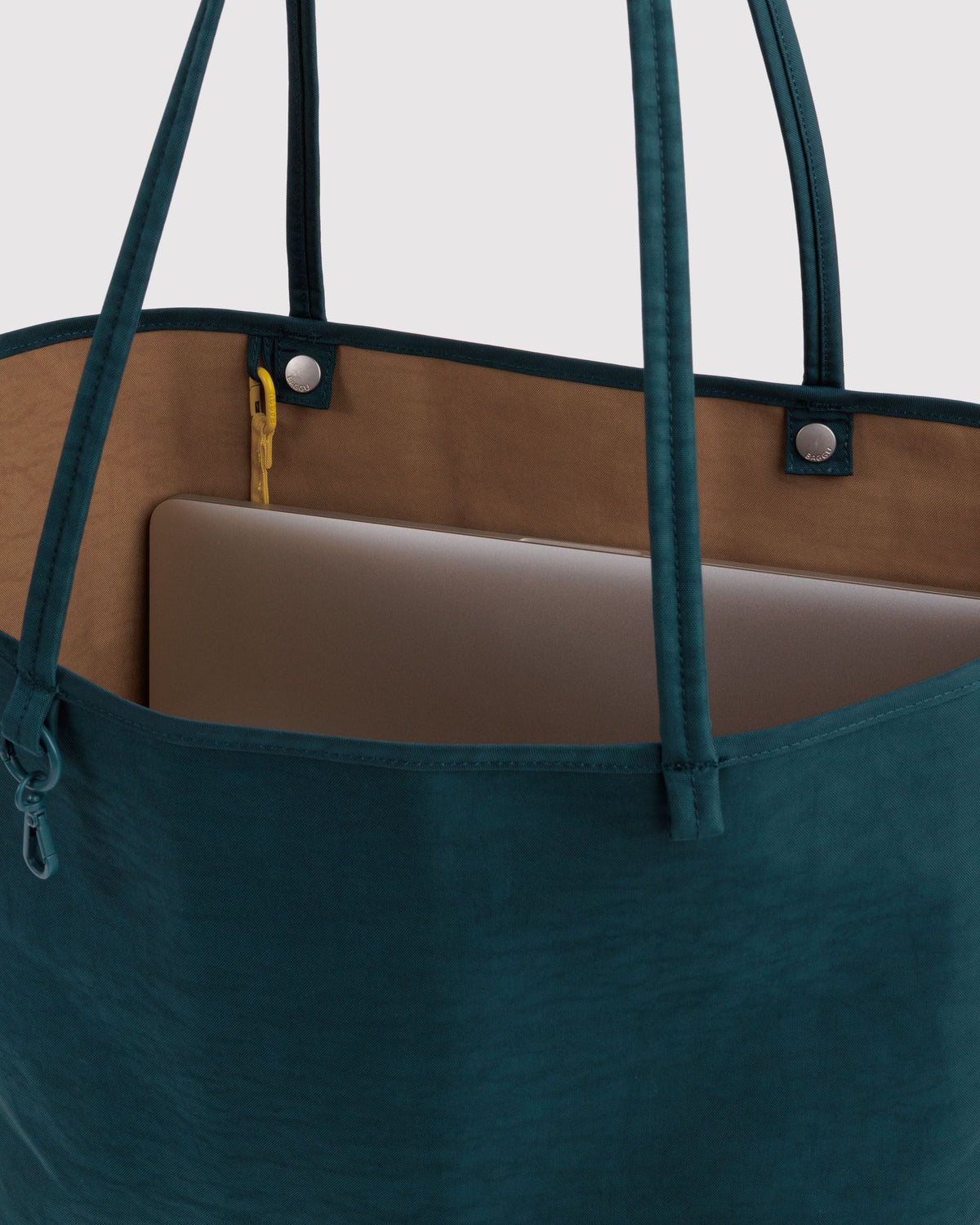 Large Nylon Reversible Tote in Deep Sea Mix for Spacious Casual Carry