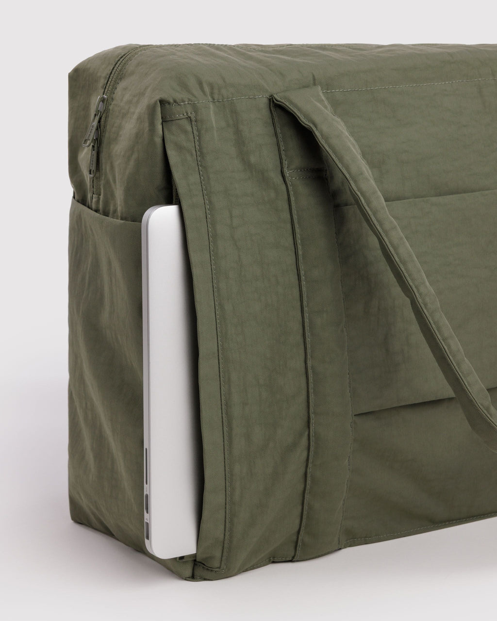 Cloud Carry-On in Caper for Flexible Weekend Travel