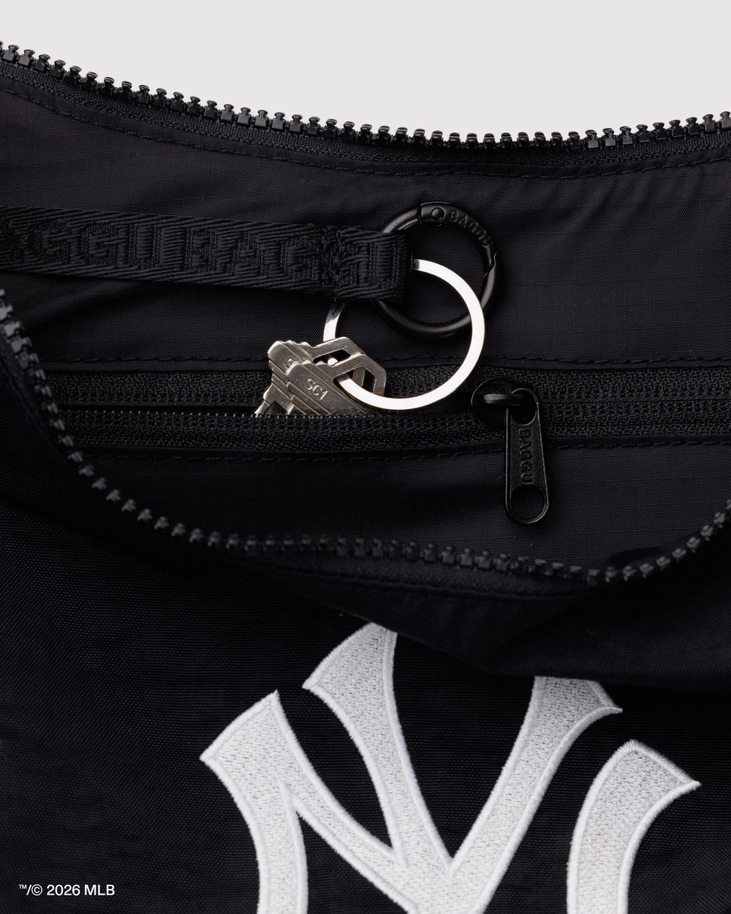 Medium Nylon Crescent Bag in New York YankeesTM - Practical Use
