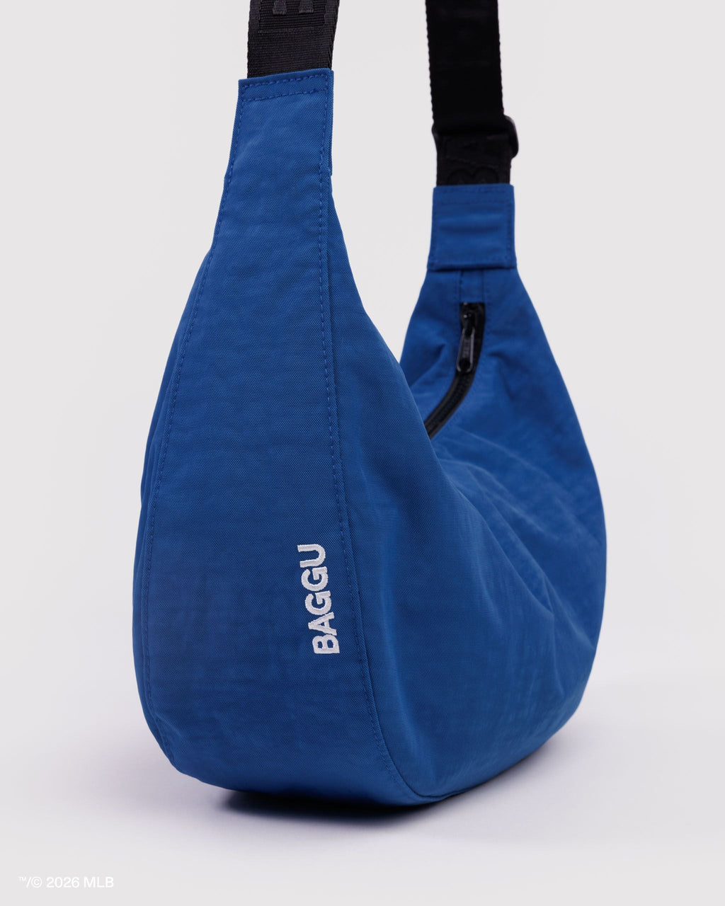Medium Nylon Crescent Bag in Chicago CubsTM - Practical Use