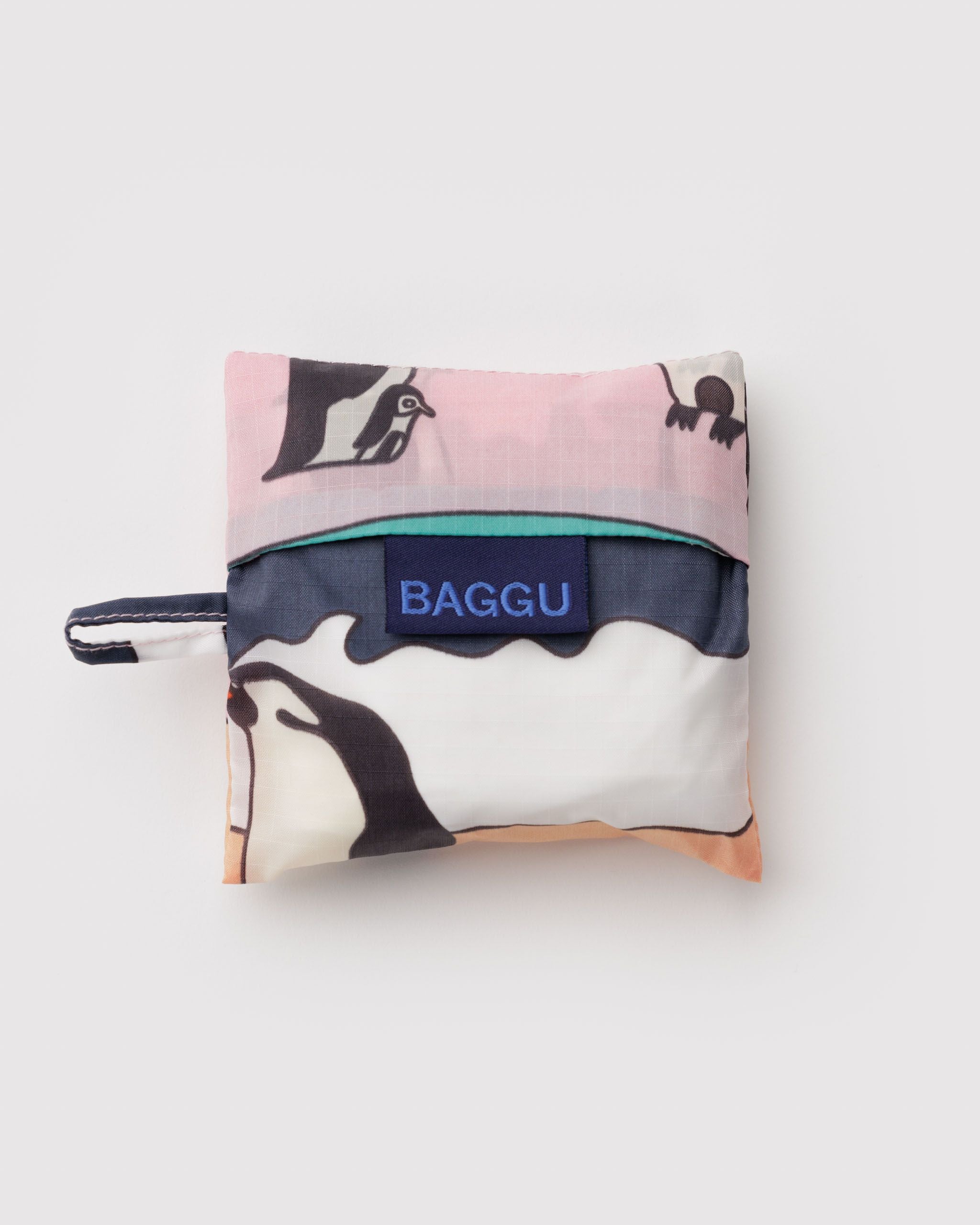 Baby Baggu in Penguin for Colorful Daily Shopping