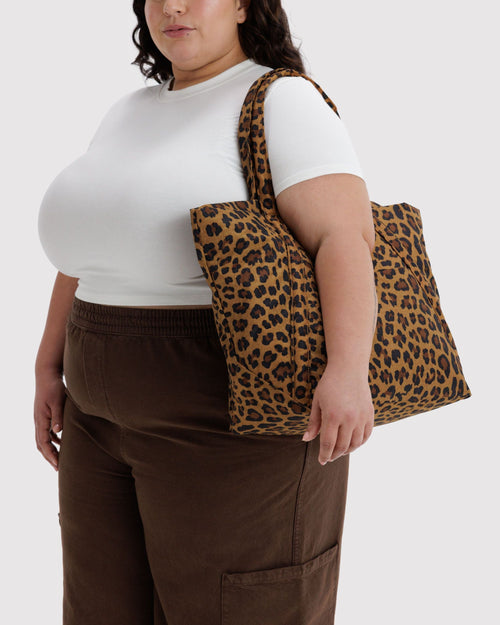 Cloud Bag in Leopard for Spacious Casual Carry