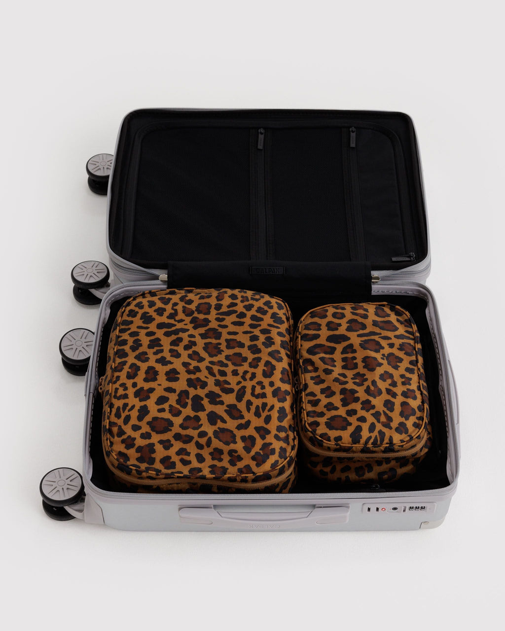 Packing Cube Set in Leopard for Practical Everyday Organizer
