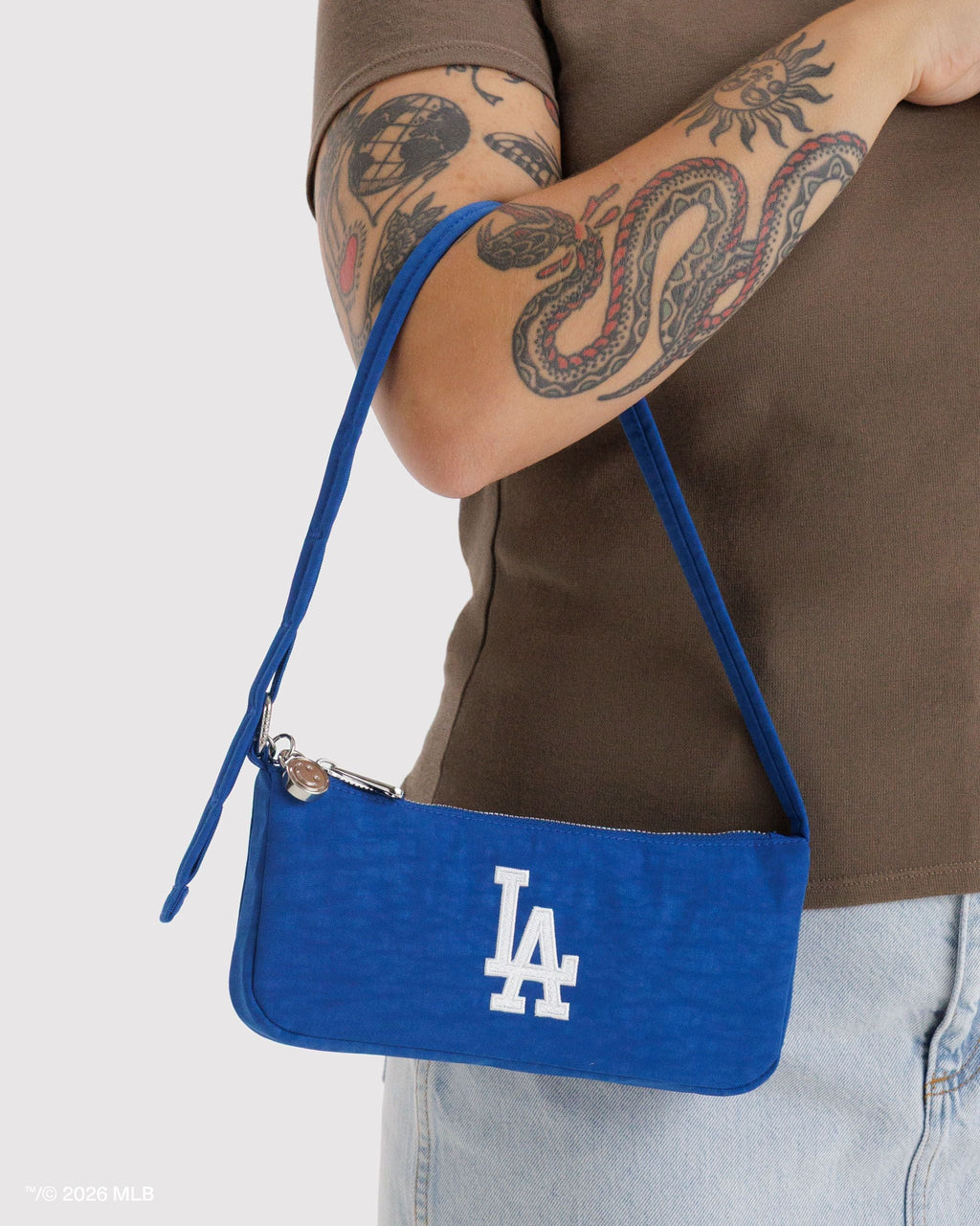 Nylon Pochette in Los Angeles DodgersTM - Practical Use