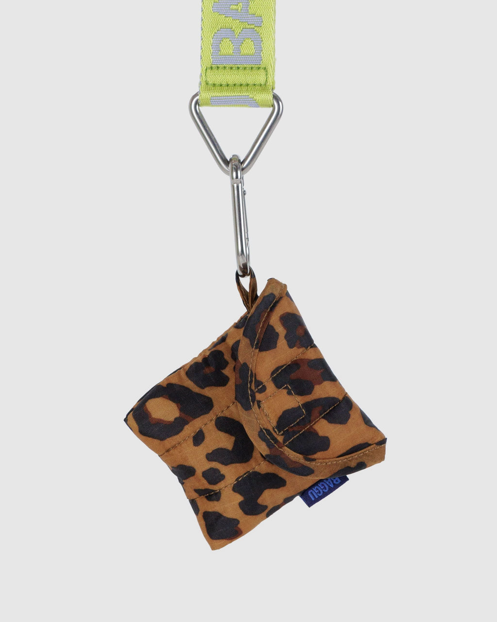 Puffy Earbuds Case in Leopard for Lightweight Device Storage