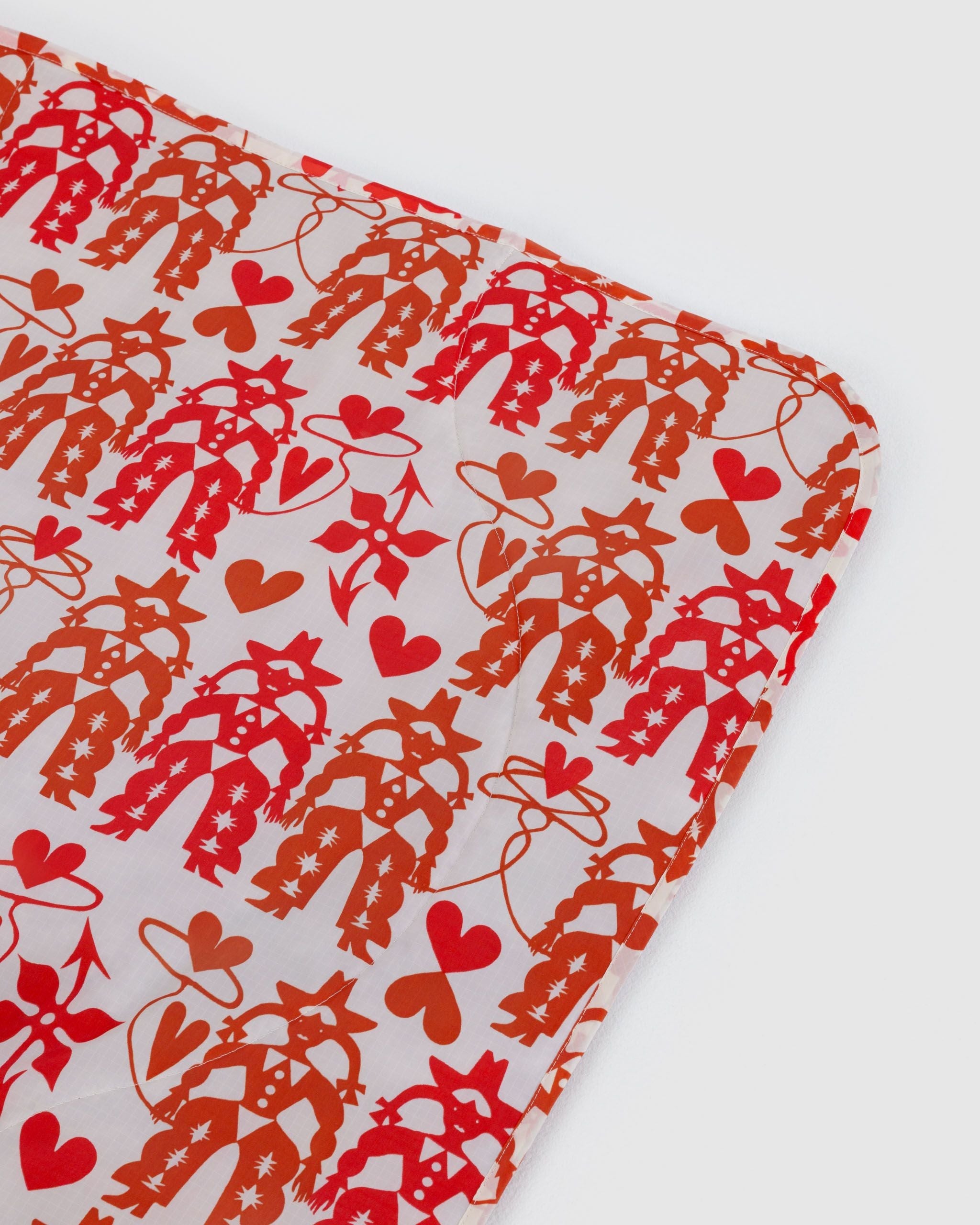Puffy Picnic Blanket in Cowgirl for Easy Picnic Essential
