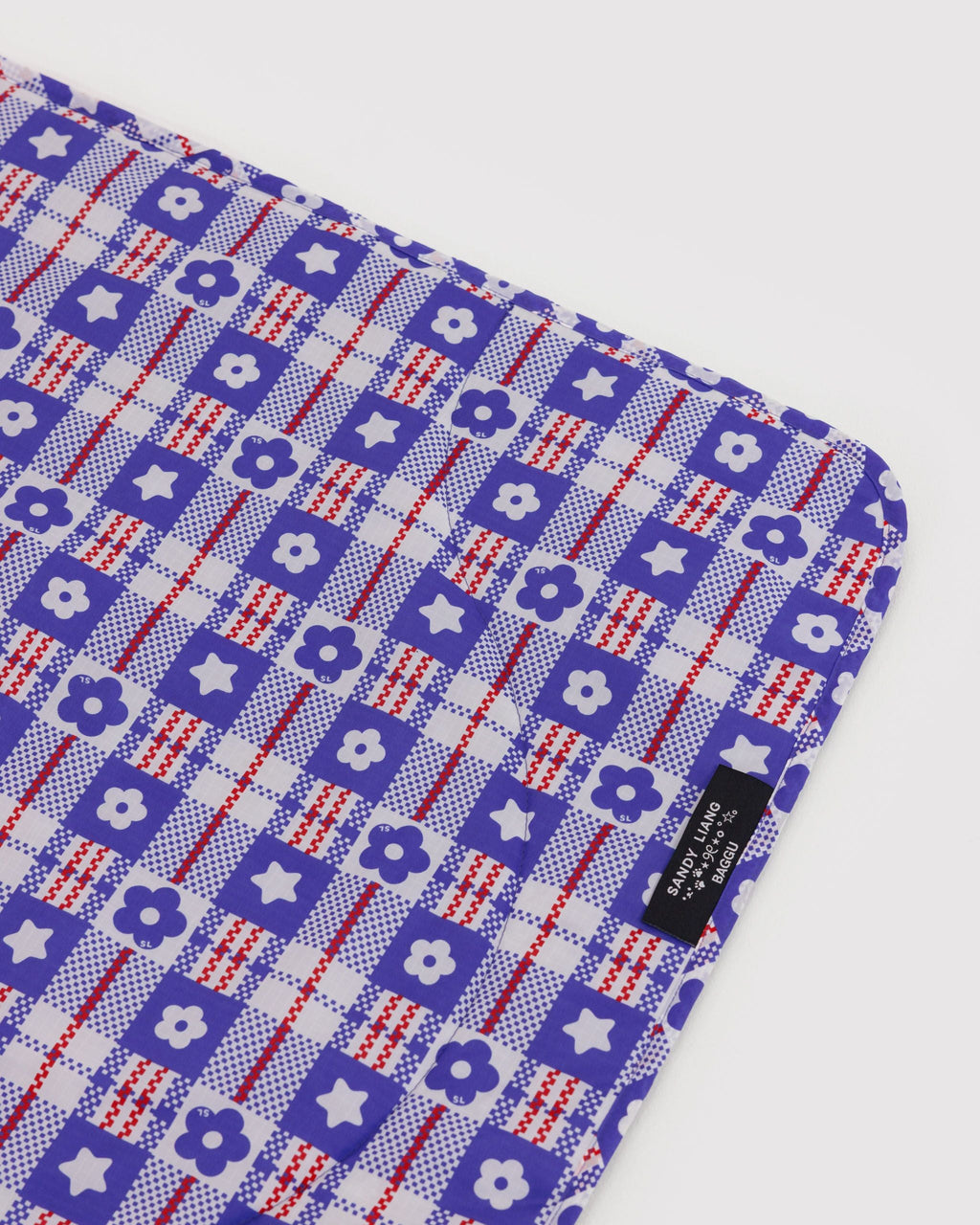 Puffy Picnic Blanket in Market Plaid Blue for Easy Picnic Essential
