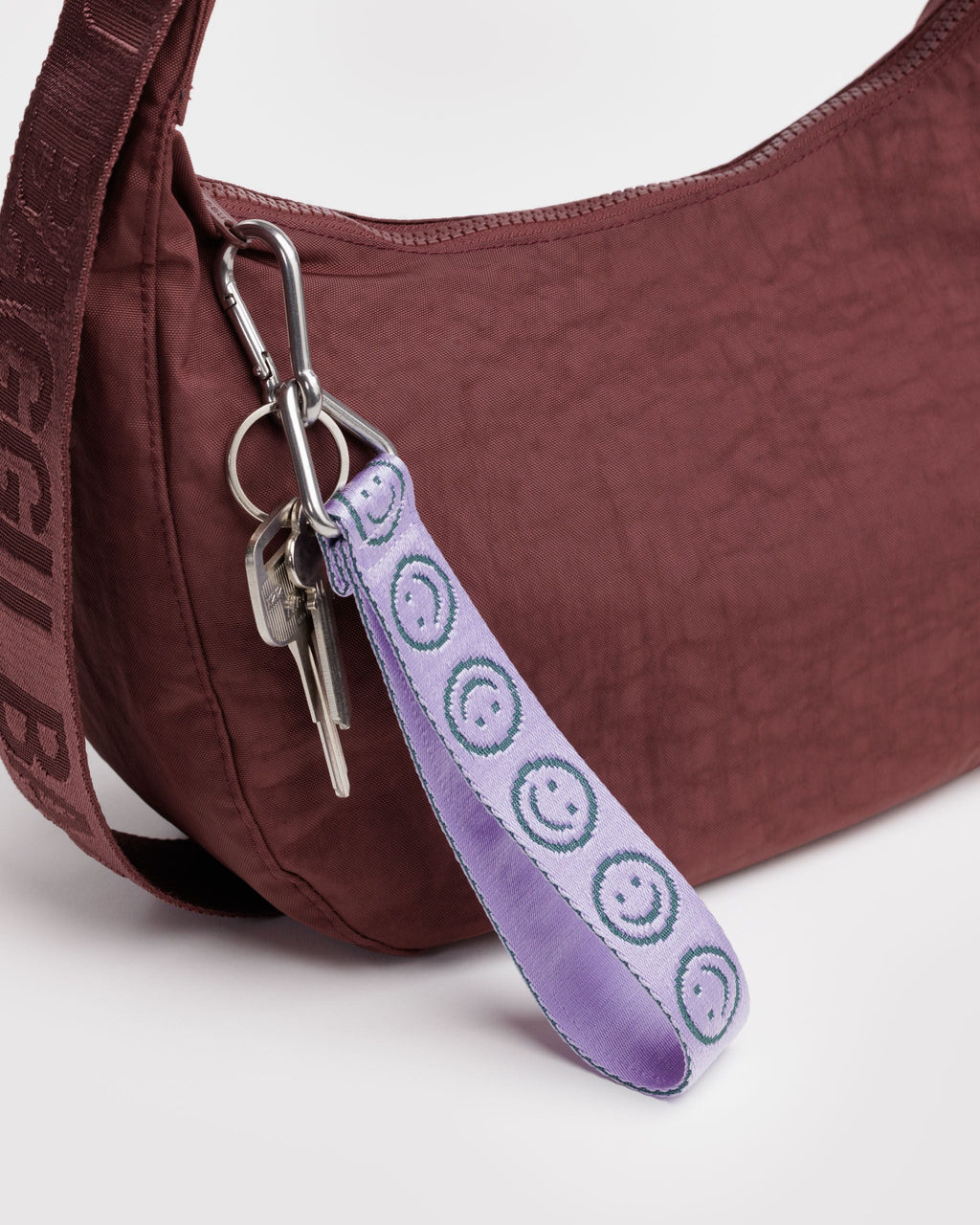 Logo Keychain in Lilac Happy for Fun Personal Accent