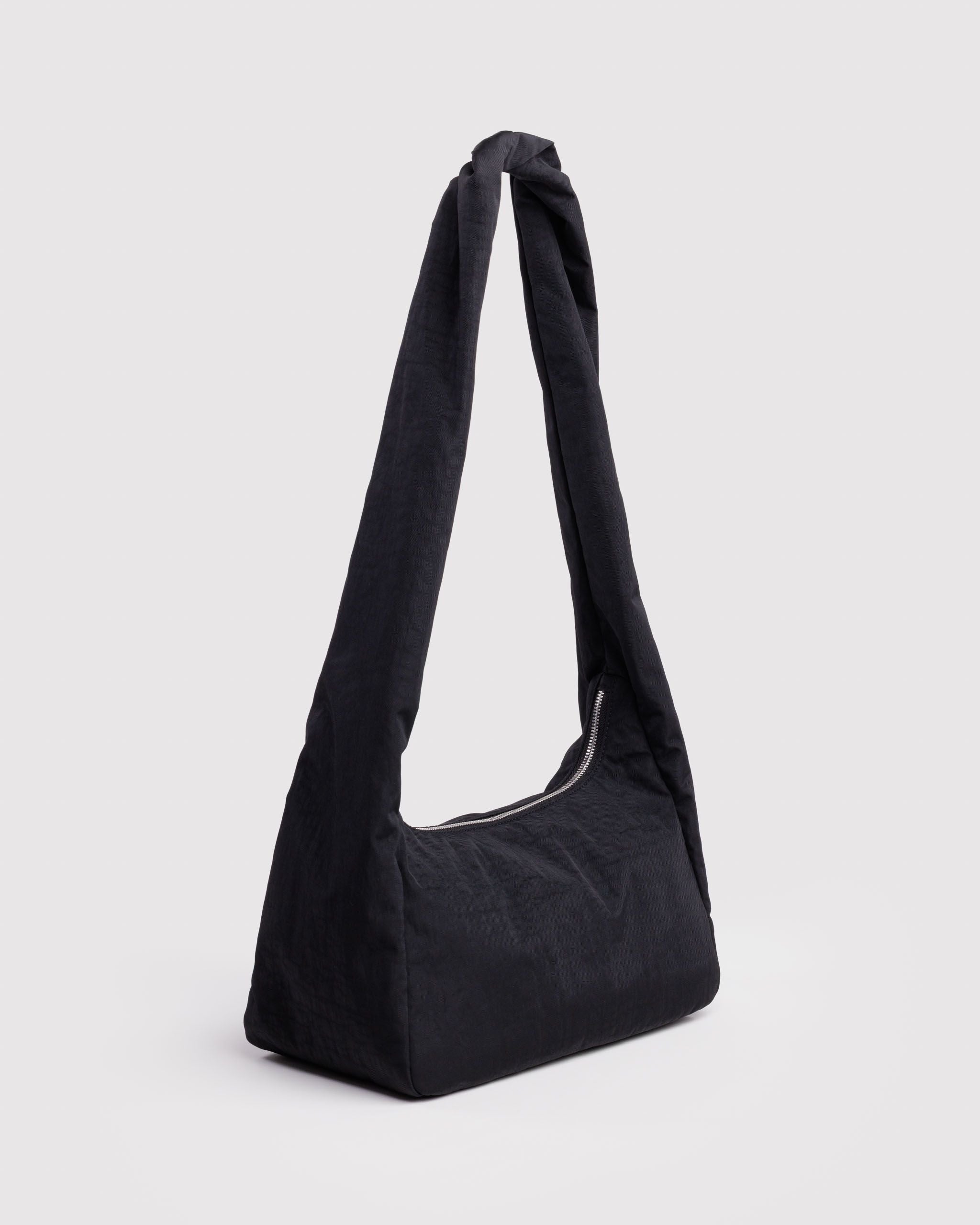 Nylon Meringue Bag in Black for Comfortable Crossbody Style