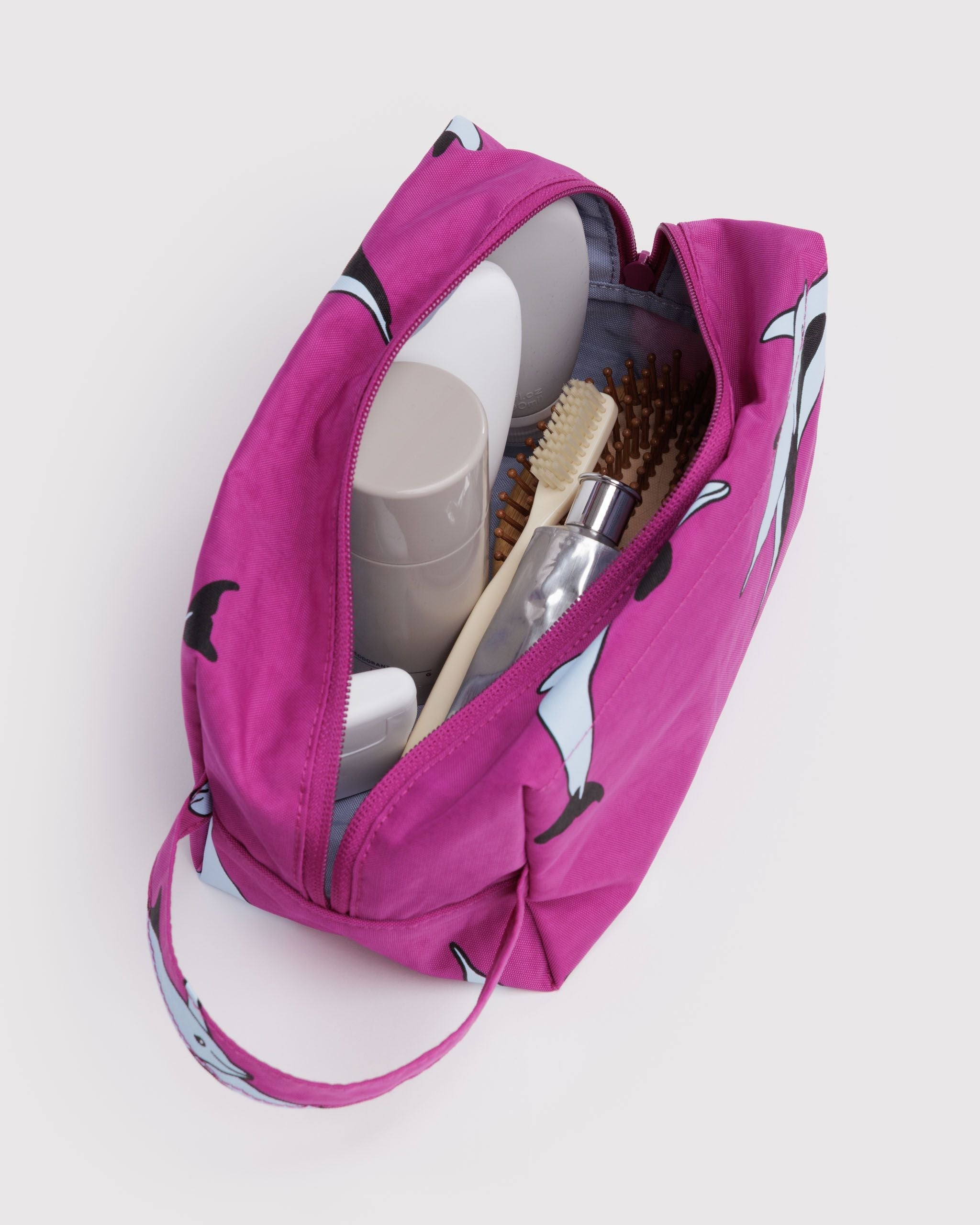 Dopp Kit in Dolphins for Practical Everyday Organizer
